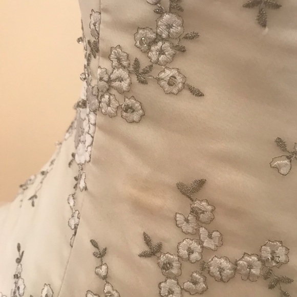 Nancy Issler Silk Tulle Beaded Wedding Gown - Picture 6 of 7